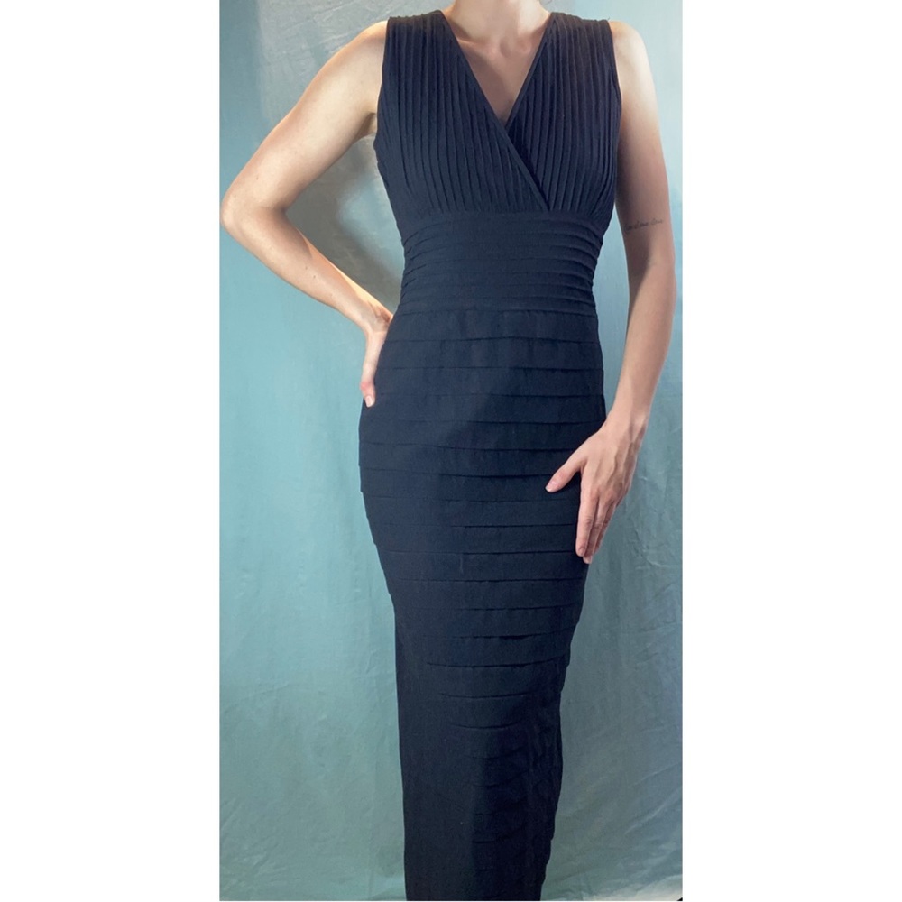 Vintage Dimitri Diseño Black Scalloped Maxi Dress